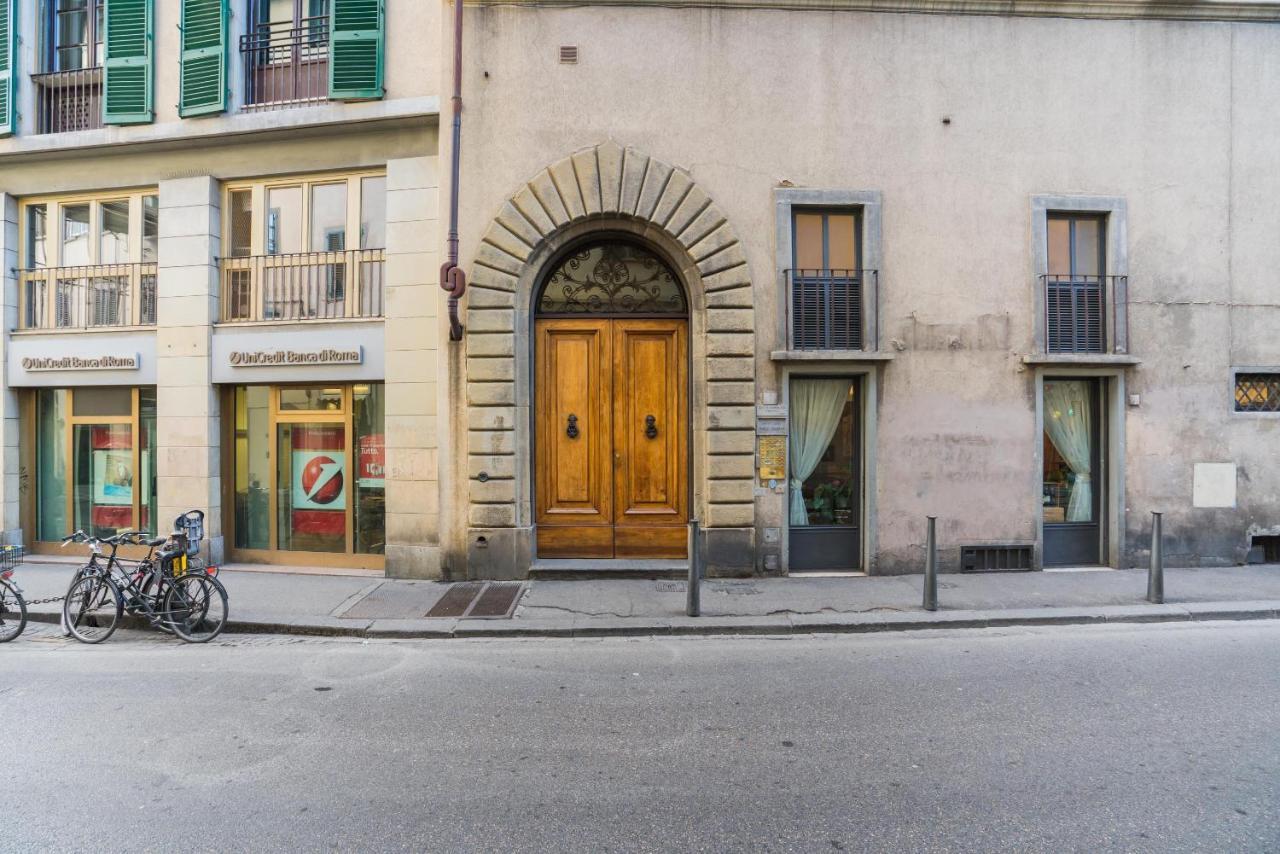 Toc Toc - Modern In Firenze